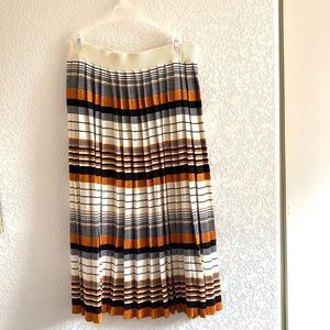 striped pleated skirt